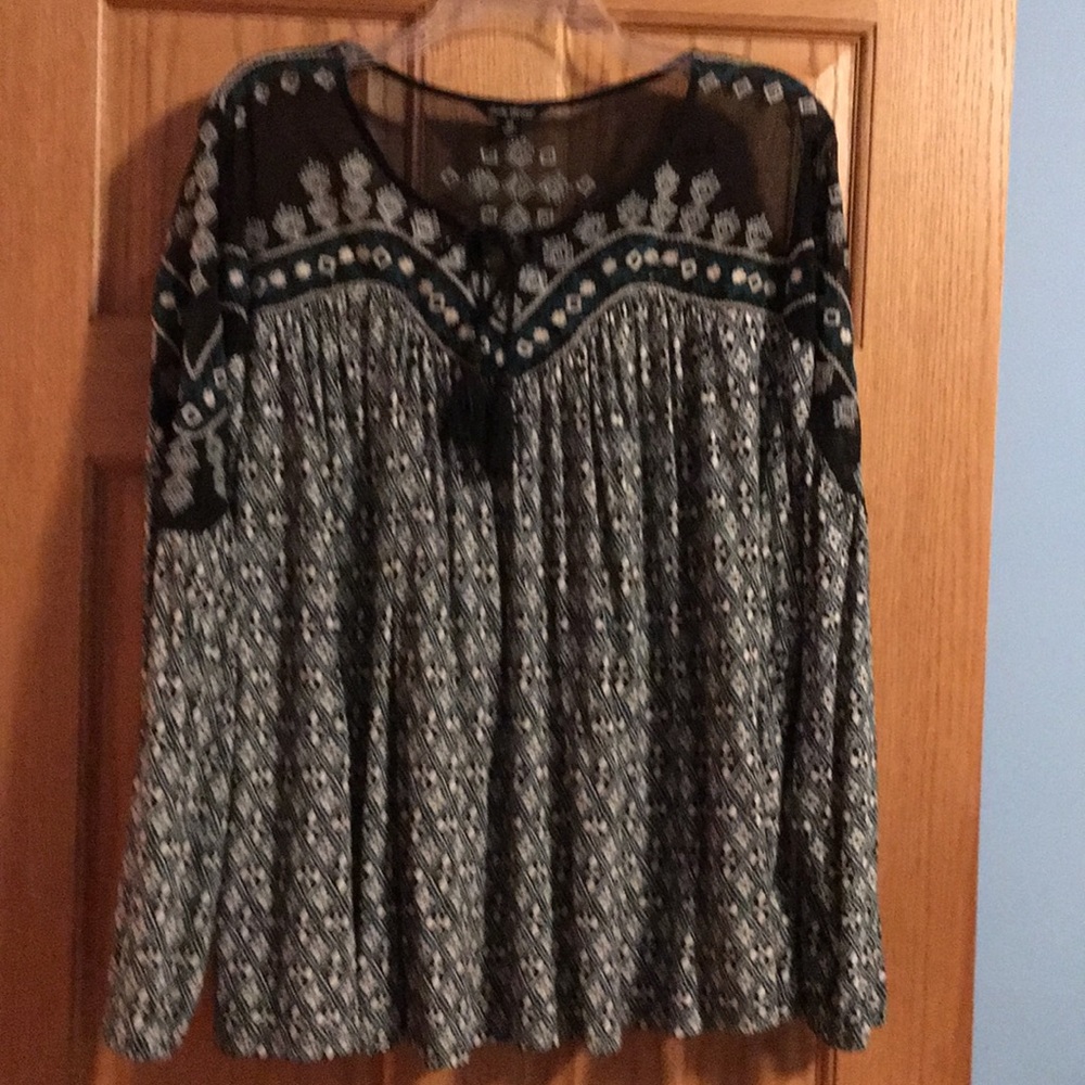 Lucky Brand top